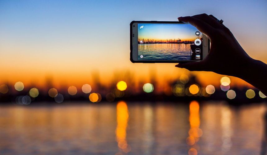 smartphone AI photography - How is Computational Photography Revolutionizing Smartphone Cameras?