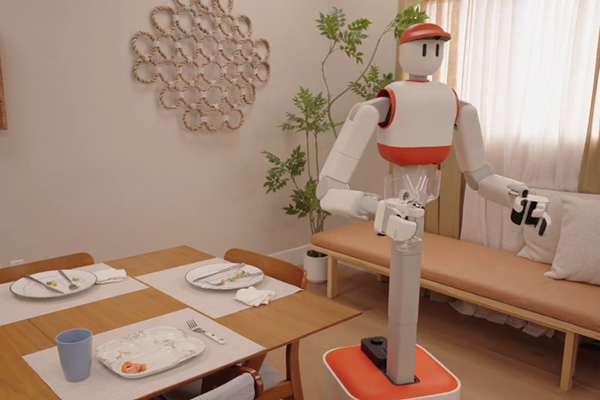domestic personal robot - VIDEO: Sunday launches Memo personal robot that 'actually learns ...